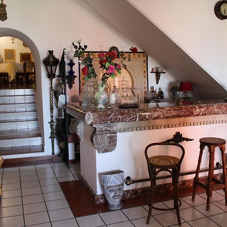 Hotel Villa Mora Giardini Naxos Bagian luar foto