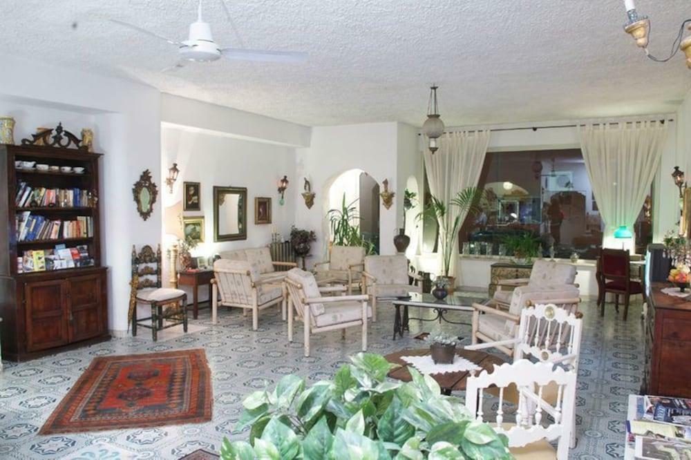 Hotel Villa Mora Giardini Naxos Bagian luar foto